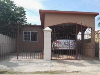 3 North, St. Catherine, Jamaica - House for Sale